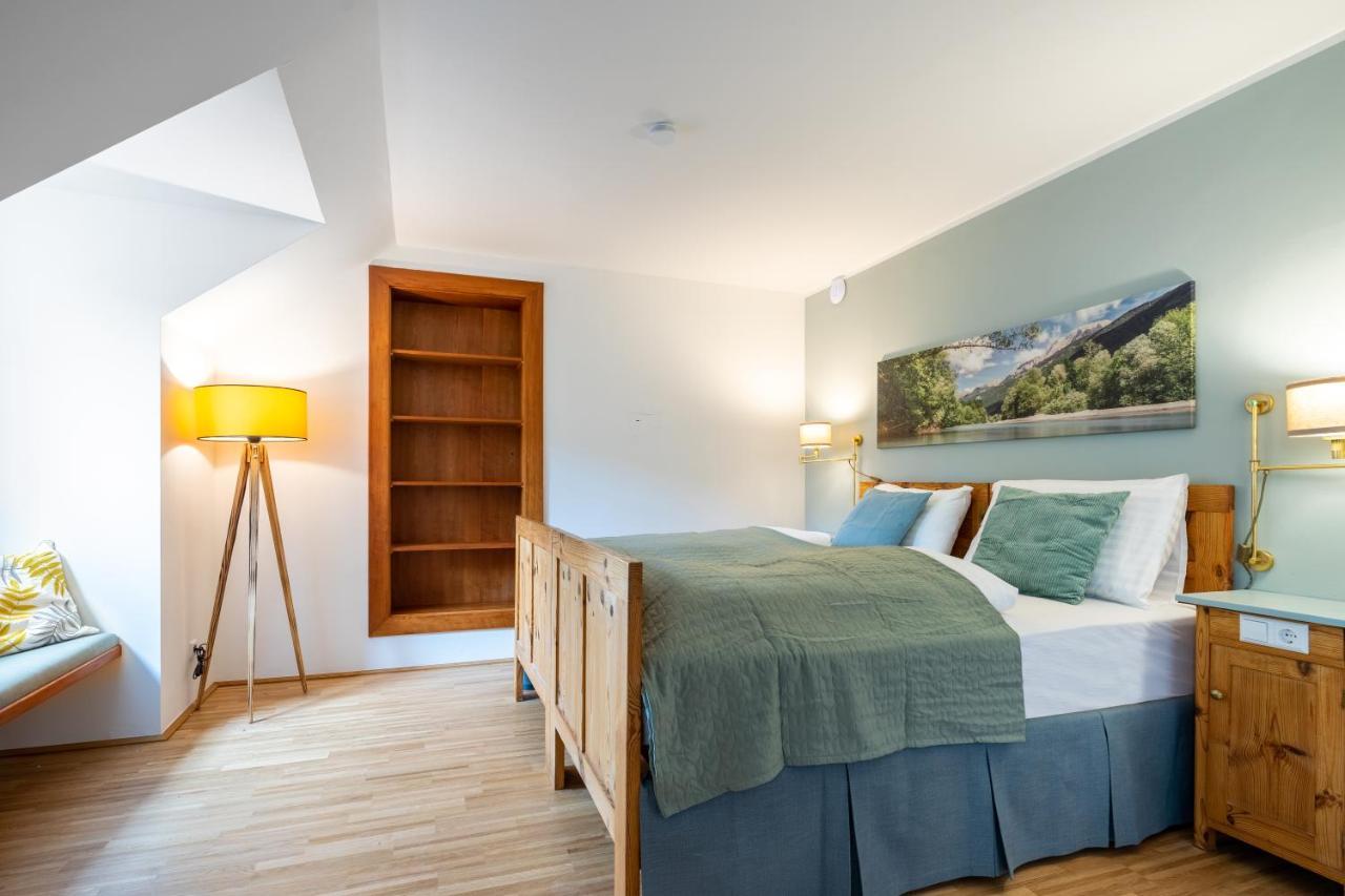 Sonnleitner Landhaus - Apartments Kotschach-Mauthen エクステリア 写真