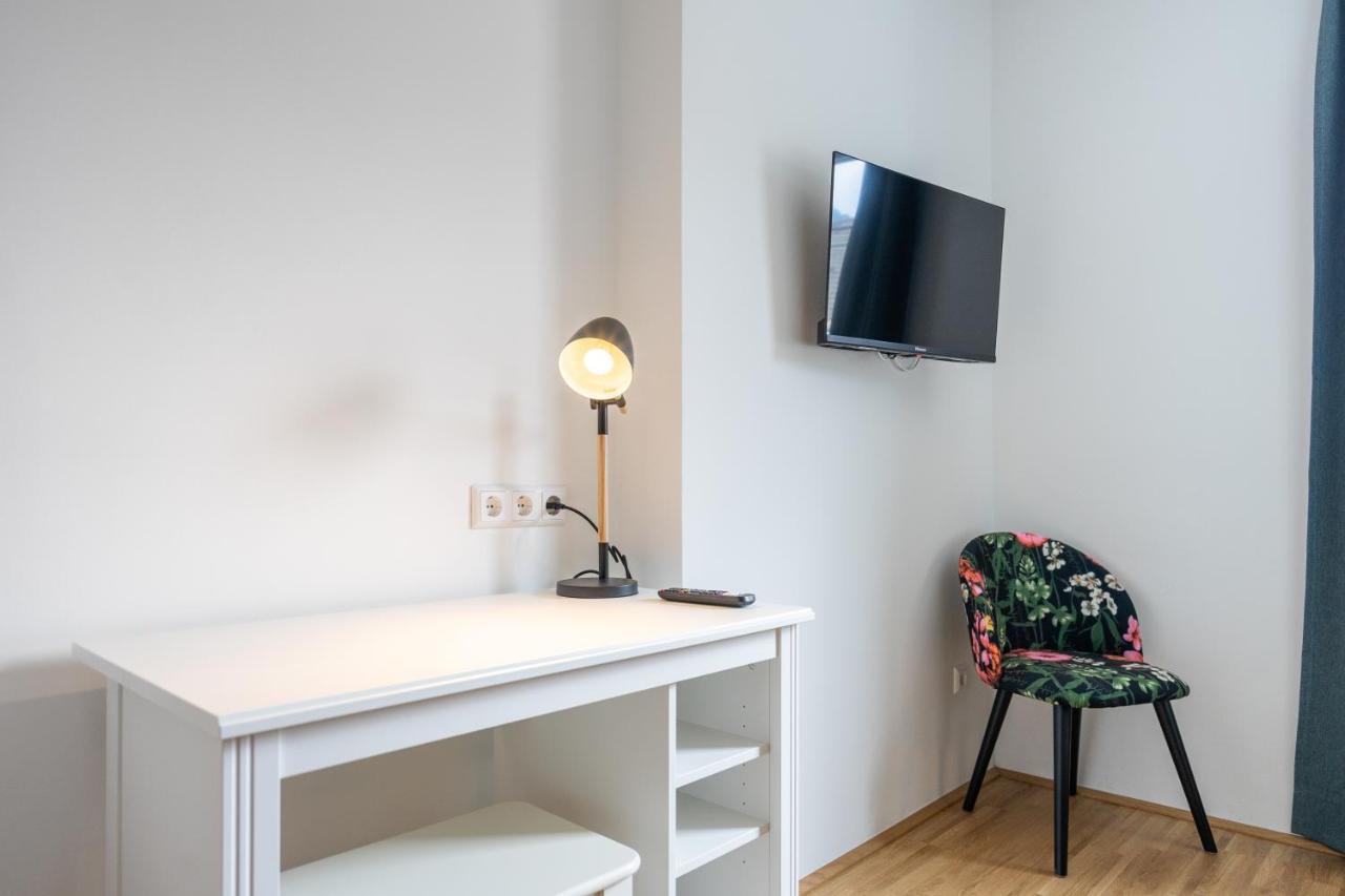 Sonnleitner Landhaus - Apartments Kotschach-Mauthen エクステリア 写真